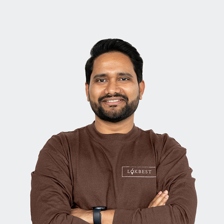 Mitarbeiter Kallola Bal LOKBEST Store Entwicklung und IT